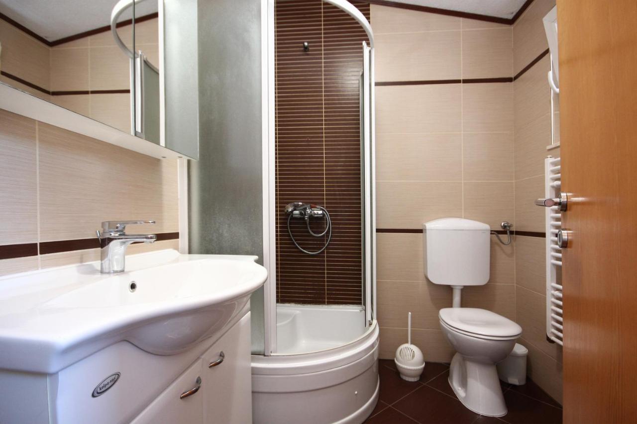 Apartman Sena Примоштен Экстерьер фото